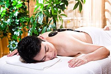 《小人物拯救世界》发布多人联机预告 明年正式发售